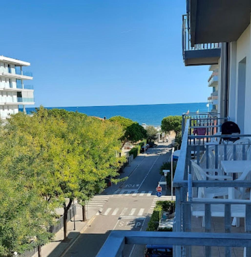 Hotel Trovatore Lido di Jesolo Exterior foto